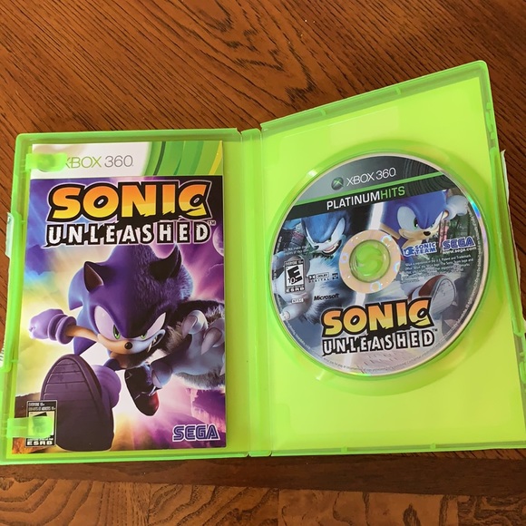 XBOX 360 Video game Platinum Hits Sonic Unleashed in original package w/book guc